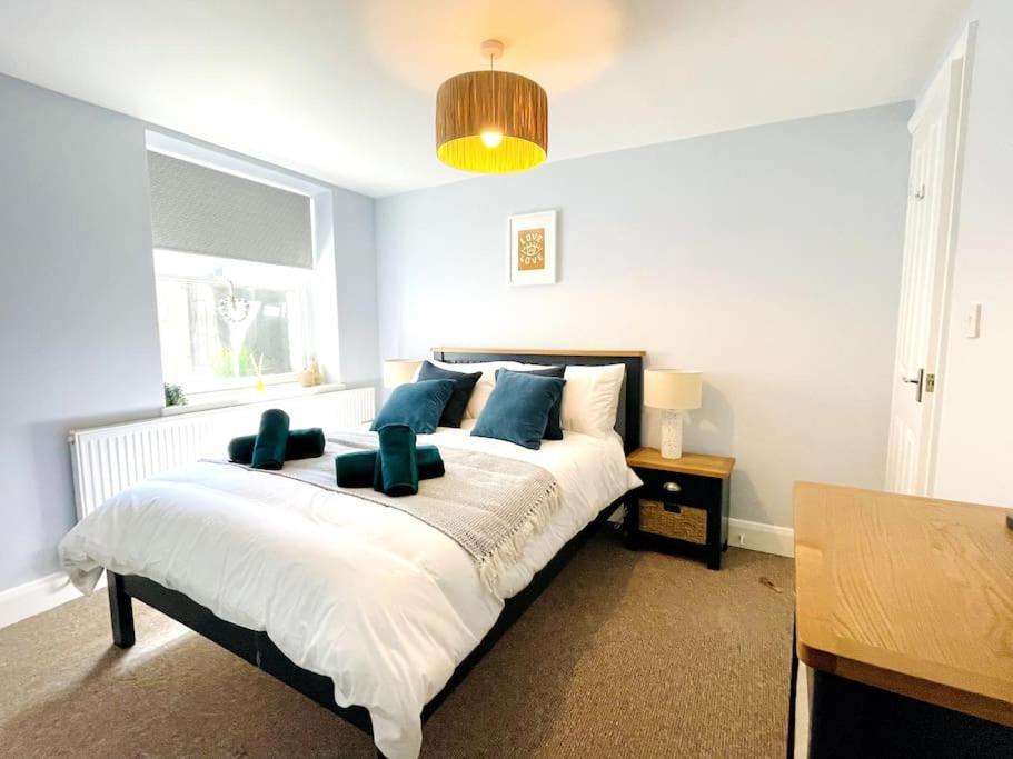 Rookley Villa, 3 Bedroom Family Apartment, เวนท์เนอร์ ภายนอก รูปภาพ